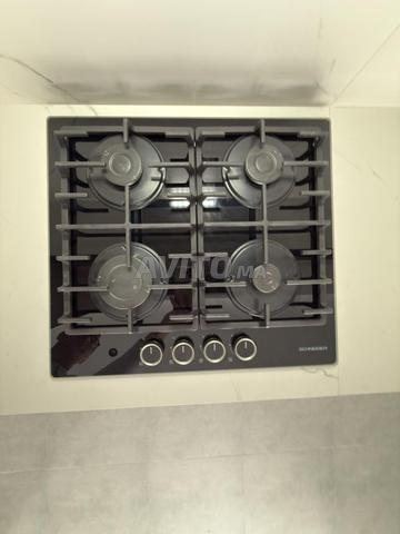 Plaque de cuisson neuve 4 feux - Schneider - 2