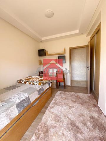 Appartement meublé avec 2 terrasses  à louer mensuellement - image 5