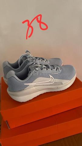 أحذية رياضية جديدة - 2