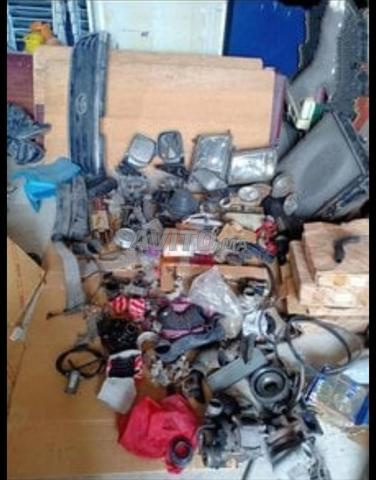 أجزاء سيارة تويوتا لاندكروزر V6