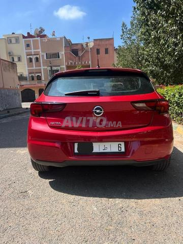 Opel Astra Diesel Automatique 2021 à Casablanca - 2