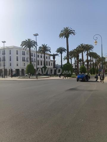 محل تجاري بوسط المدينة - 2