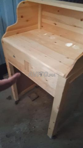 مكتب خشبي عملي - 2