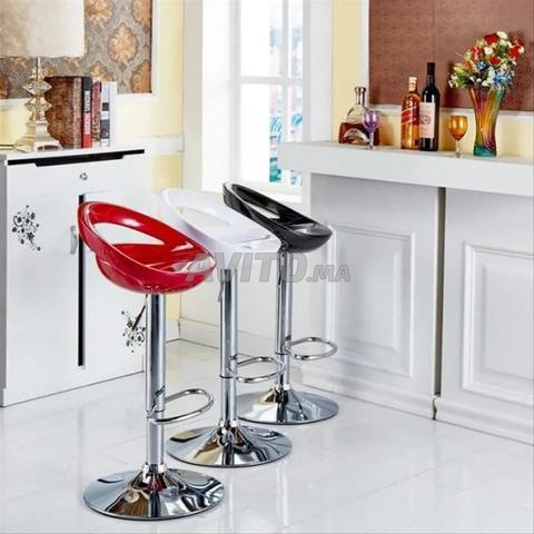 Tabouret de bar disponible à prix raisonnable