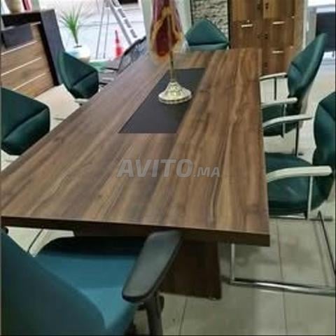 طاولة اجتماعات بسعر مناسب kk