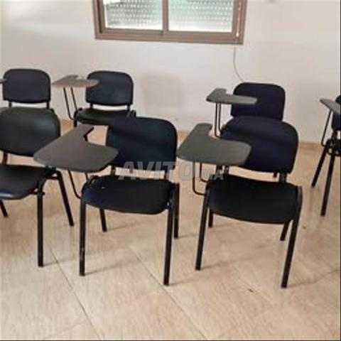 Chaise ISO avec bureau disponible à bon prix - 2