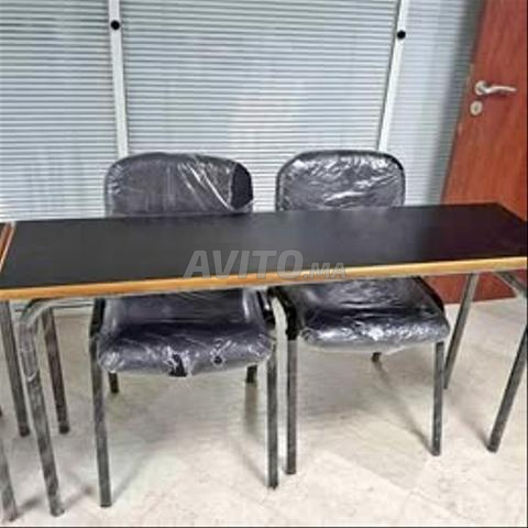 طاولة شبه معدنية لشخصين - 2