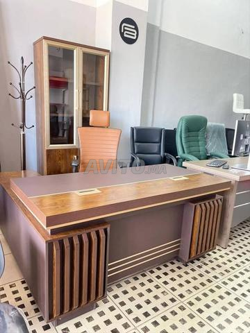 Bureau de direction exécutif moderne - 2