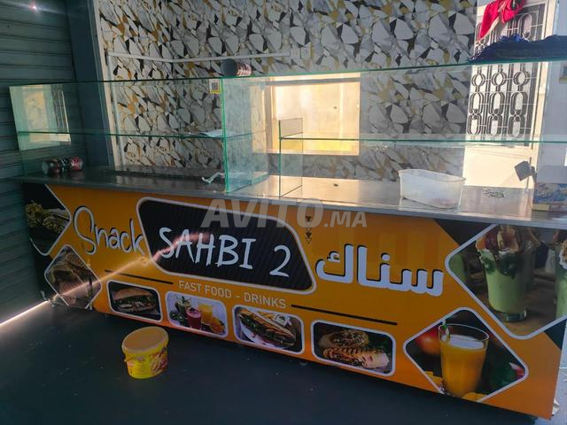 Grande vitrine réfrigérée pour magasins (Snack / Fast Food)