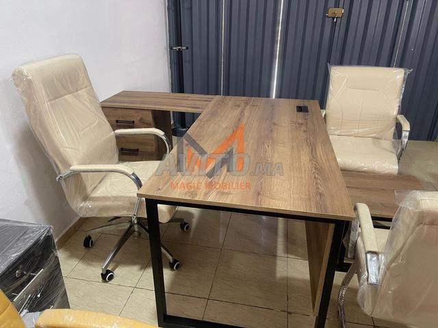 مكاتب تصنيع واستيراد