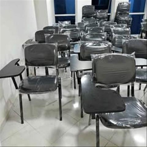 Chaise ISO AVEC ÉCRITOIRE EN GROS - 2