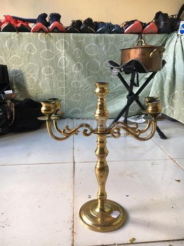 Bougeoirs à sept et cinq branches - 2