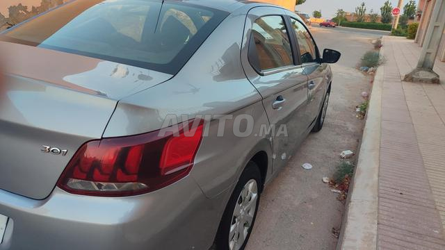 Peugeot 301 Diesel Manuelle 2018 à Agadir - 2