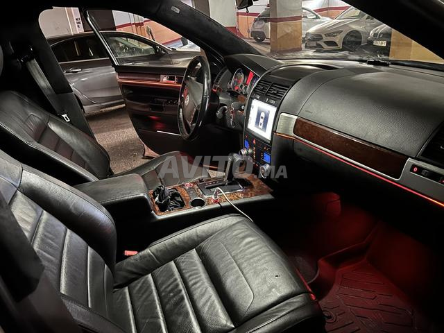 Voiture préparée pour le off-road parfait état