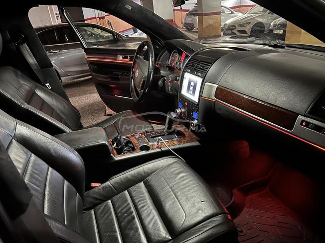 voiture préparé pour le off-road parfait état 
