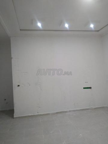 Très beau magasin bien situé de 24m2