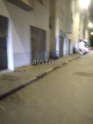 Très beau magasin bien situé de 24m2 - 2