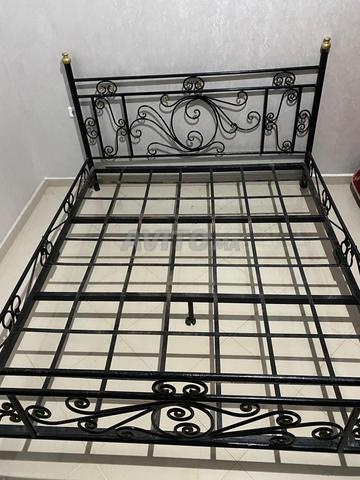 Lit métallique à vendre - 2