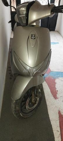 دراجة نارية للبيع