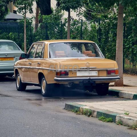 Mercedes Benz 220d Diesel 1975 à Rabat - 2