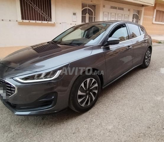 Ford Focus essence automatique - 2