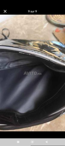 Sac noir avec motifs - 2