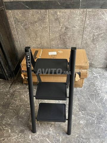 مسند قدم قابل للطي بثلاث درجات للمنزل والمطبخ - 2