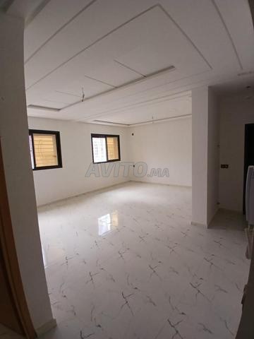 Appartements et locaux commerciaux à vendre avec soutien - 2