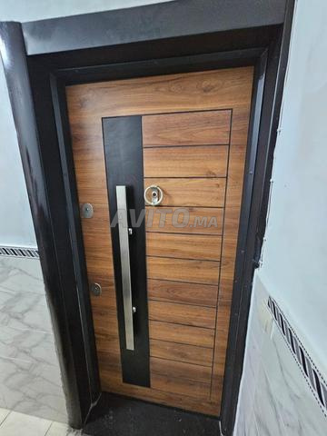 Casanaie, 1er étage, 56 millions, 3 chambres, salon et salle de bain