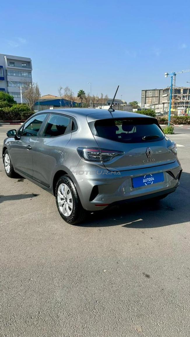 Renault Clio Diesel Manuelle 2025 à Casablanca