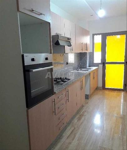 Appartement Haut Standing 92 m² à Route Errahma - 2
