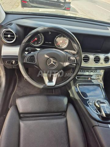 Mercedes-Benz 220 Diesel Automatique 2018 à Rabat - 2