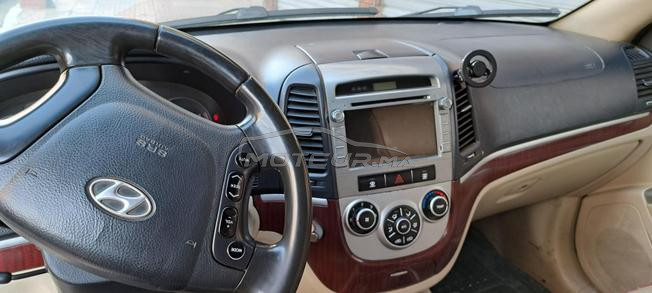 سيارة عائلية قوية 