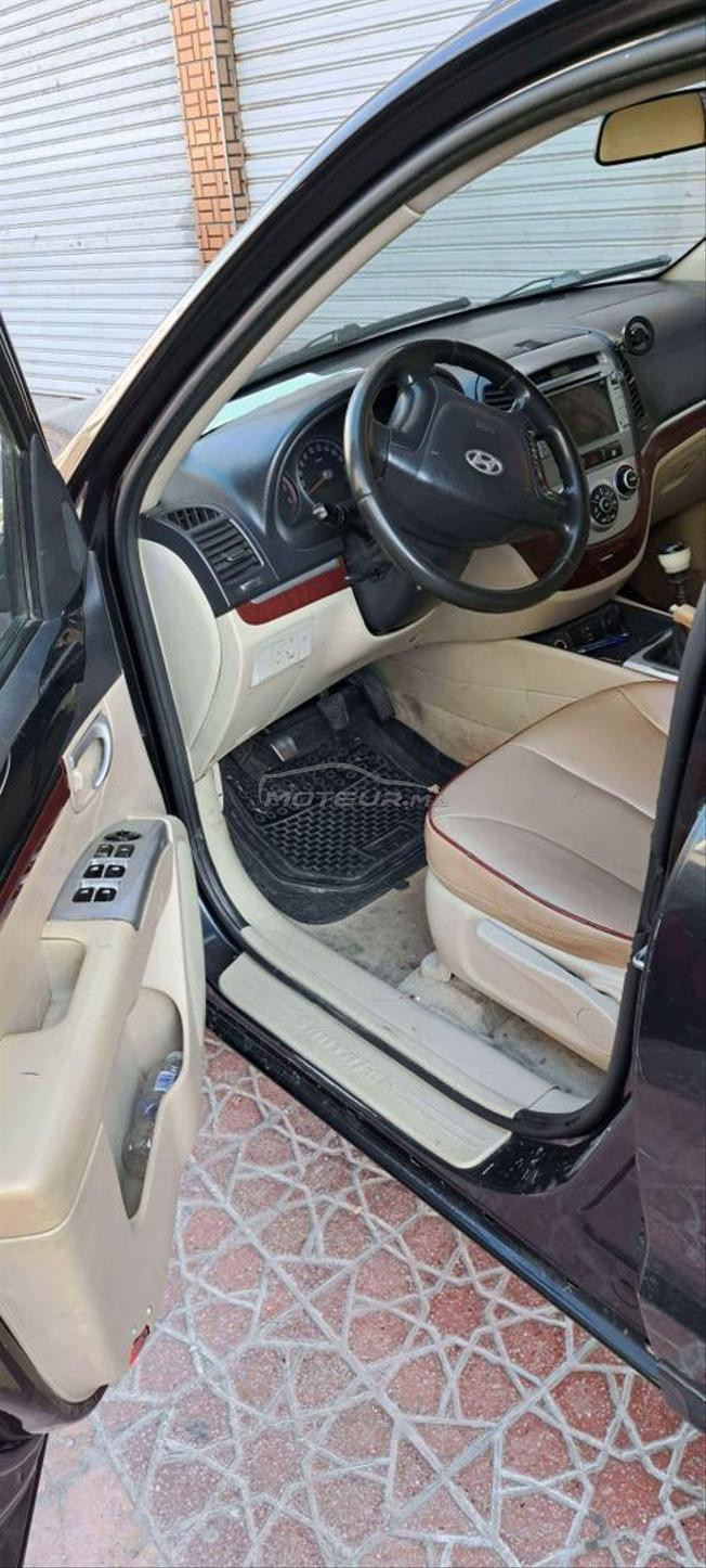 سيارة عائلية قوية 