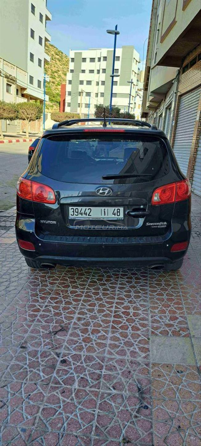 سيارة عائلية قوية 