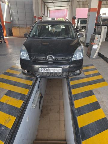 Voiture familiale propre 7 places - 2