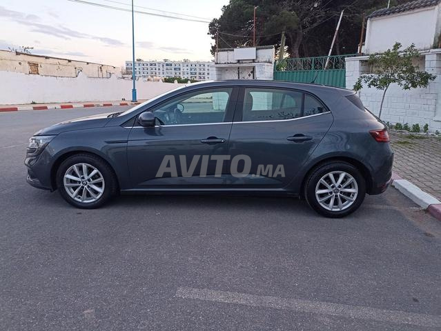 رينو ميجان 4 - 2