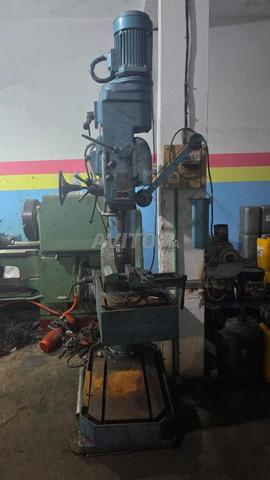 Matériel de tour - 2