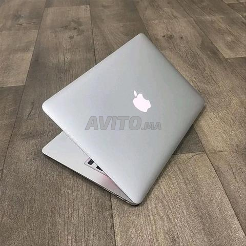 MacBook i7 Slime air Ram 8 Disc 256 SSD