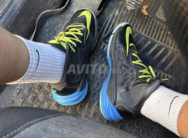 أحذية نايك لكرة السلة الأصلية - مقاس 42.5