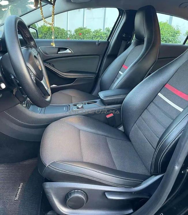 mercedes li chari merhba 