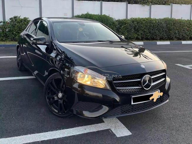 mercedes li chari merhba 