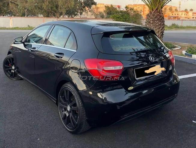 mercedes li chari merhba 