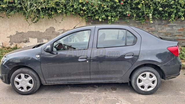 Dacia Logan Modèle 2016 première main - 2