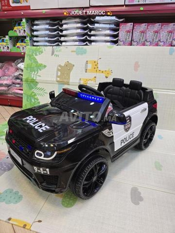 Voiture électrique 12v police - 2