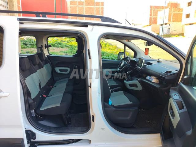 Citroën Berlingo Diesel Manuelle 2020 à Meknès - 2