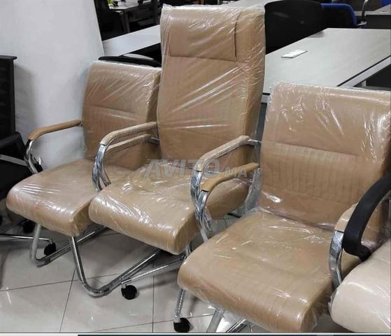 Packs de chaises adaptés aux bureaux