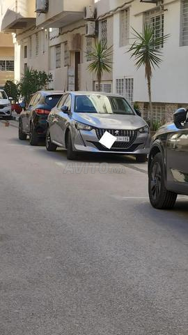 بيجو 208 ألور جميع الكماليات