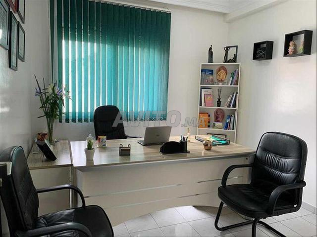 مكتب احترافي جديد وكرسي - 2