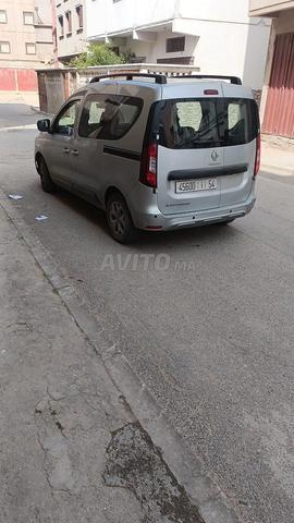 Voiture bien entretenue - 2